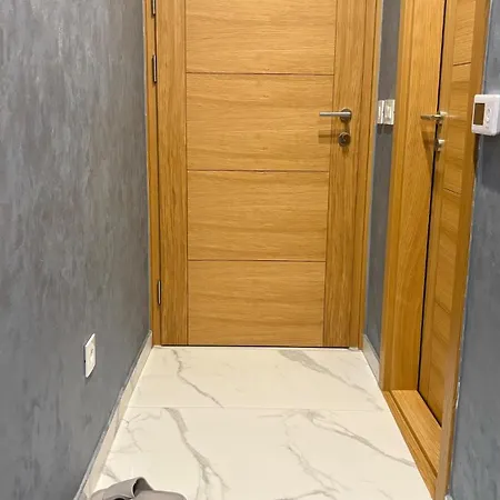 Ti&ja - Balkan Square Apartment