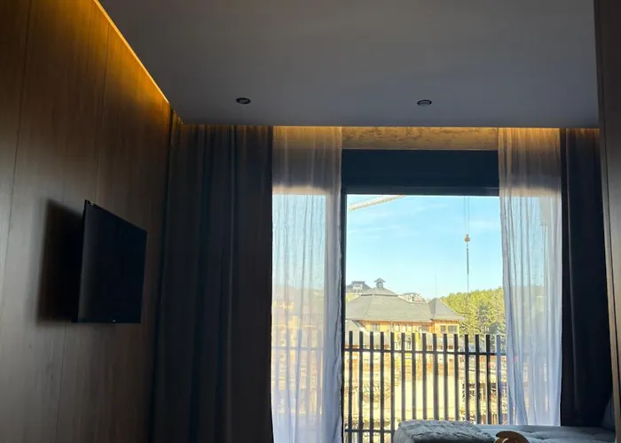 Ti&ja - Balkan Square Zlatibor